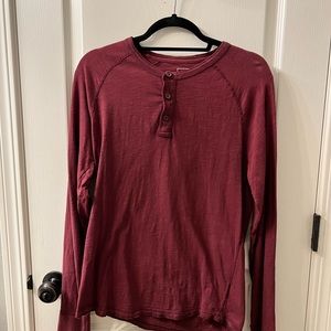 Men's GAP Burgundy Henley Shirt.  Size S